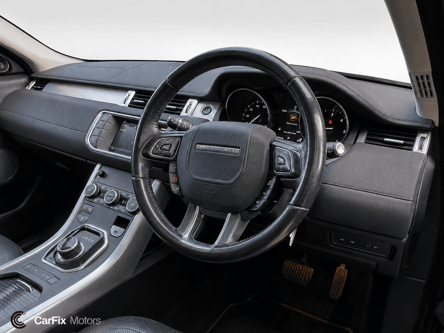 Land Rover Range Rover Evoque SE Tech TD4 Auto — photo 8